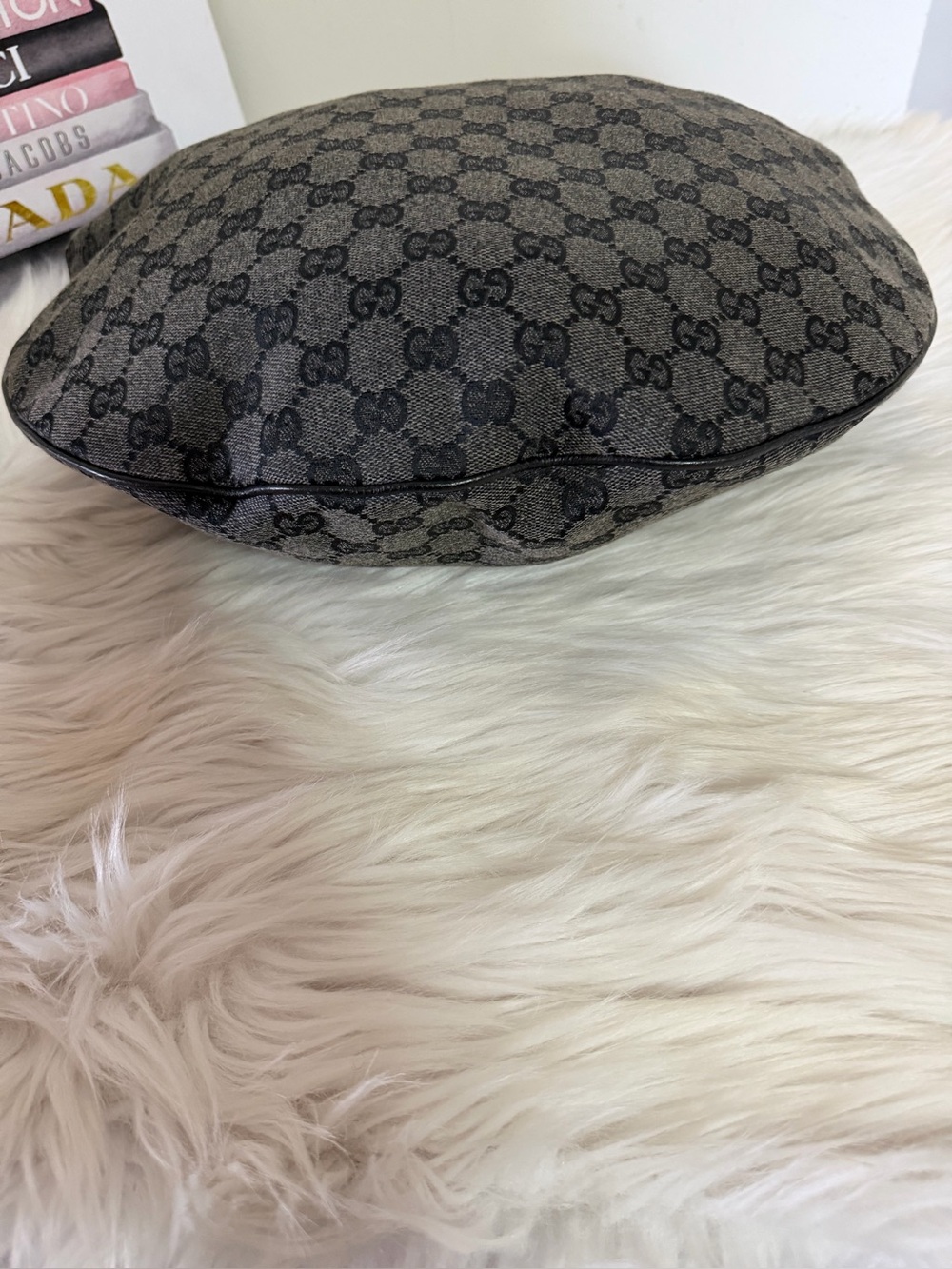 Gucci Black GG Monogram Canvas leather Hobo Bag. - Picture 5 of 16